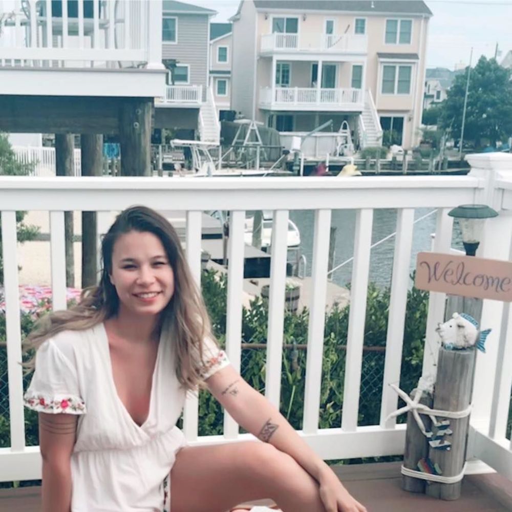 Meet your Posher, Emily